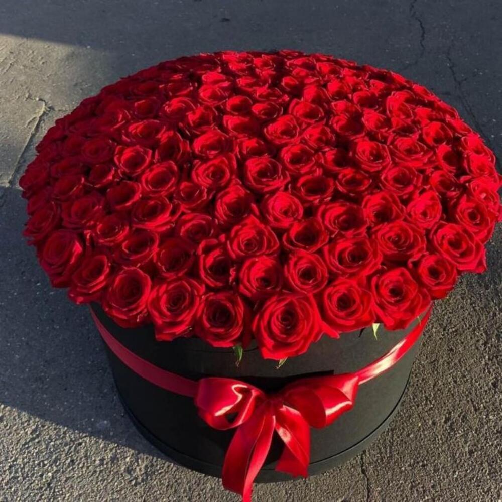 Цветы в коробке